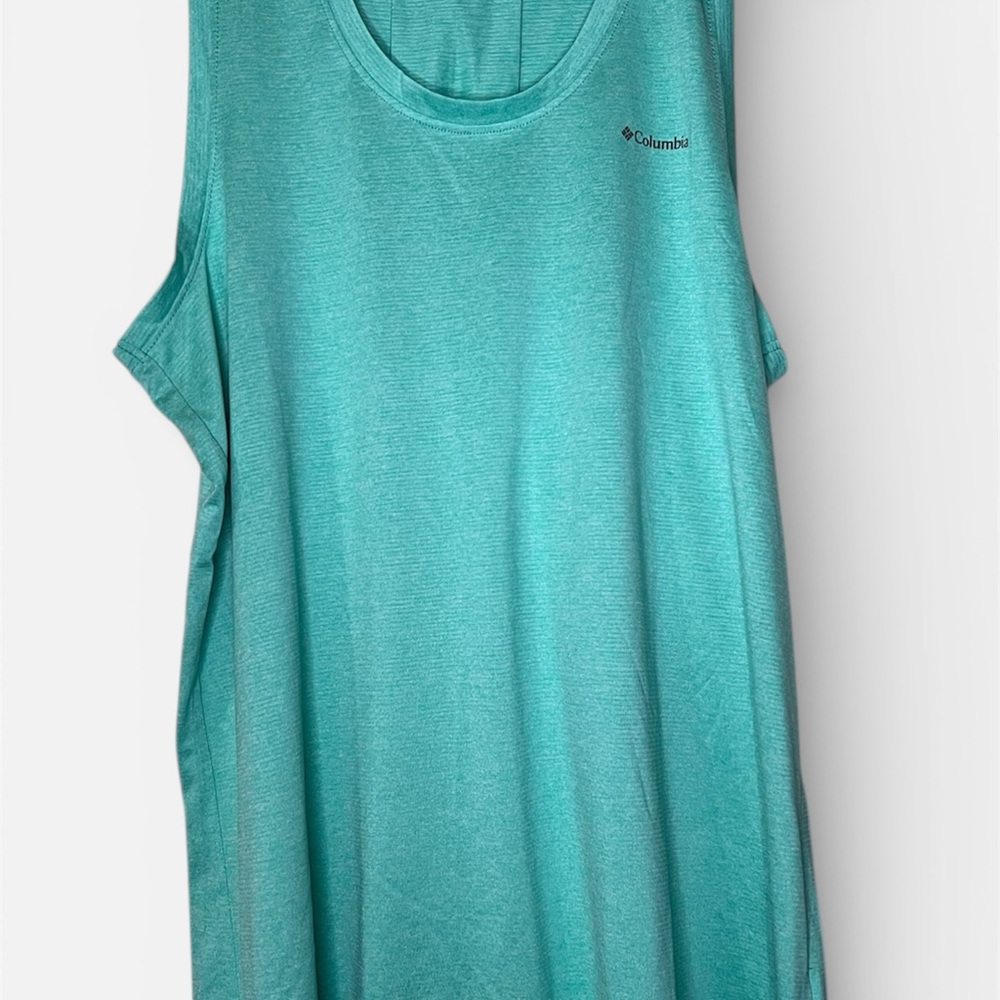 Columbia Women's Aqua Sleeveless Top